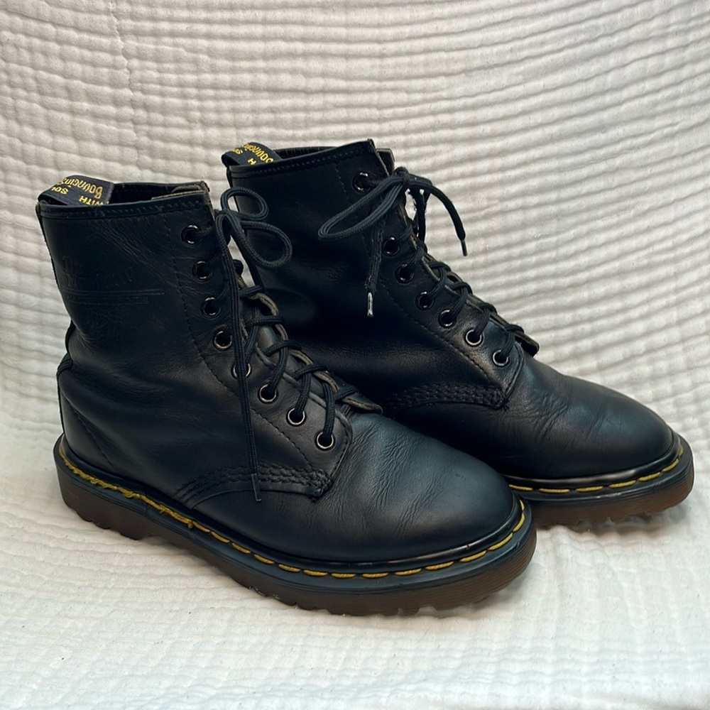 MADE IN ENGLAND Vintage Dc. Marten’s Boots